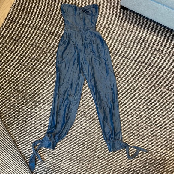 bebe Pants - Bebe fitted jumpsuit